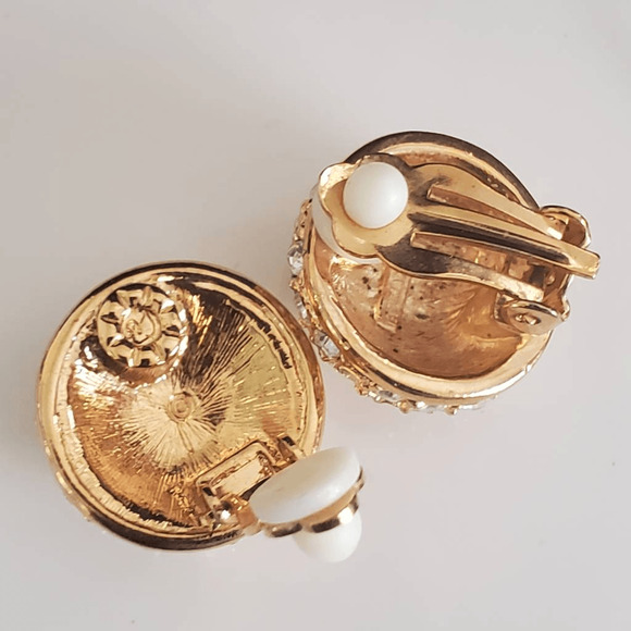 Swarovski Gold Tone Pave Crystal Domed‎ Button Clip Earrings - Picture 2 of 6